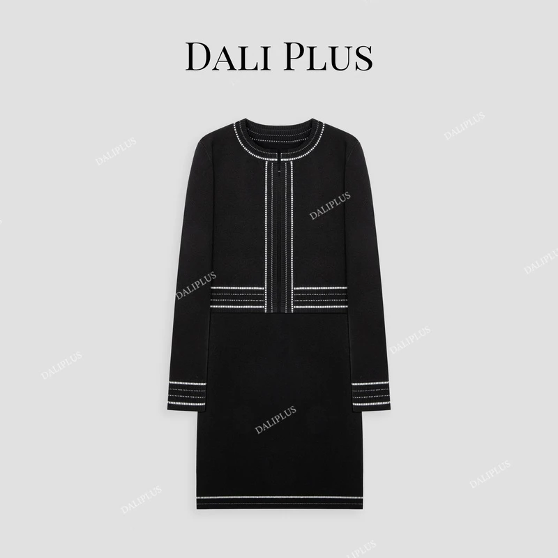 DALI PLUS套装系列  羊 毛黑白撞色小香风针织衫+连衣裙-D4XL0126