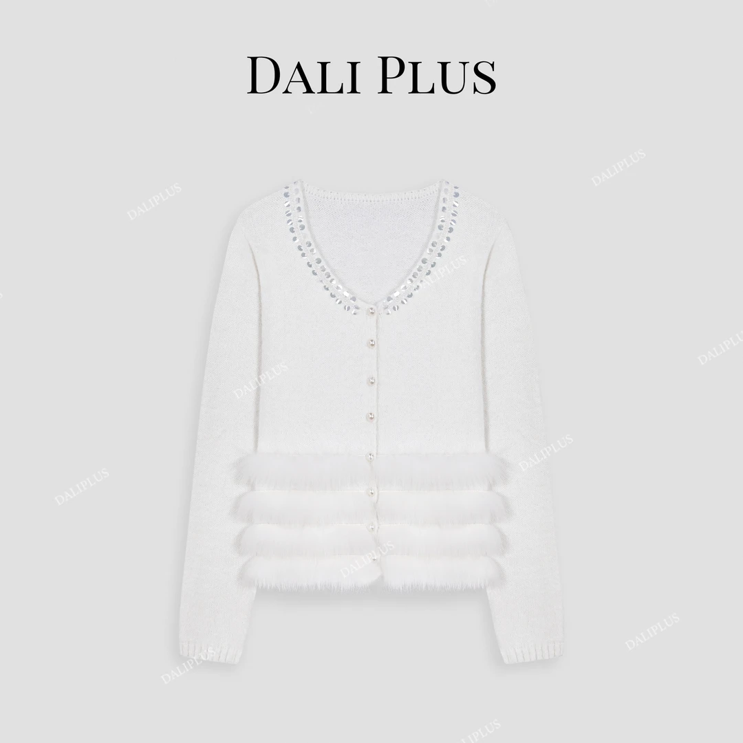 DALI PLUS轻奢珠领拼接狐狸毛下摆矜贵感针织开衫-D4CH0174