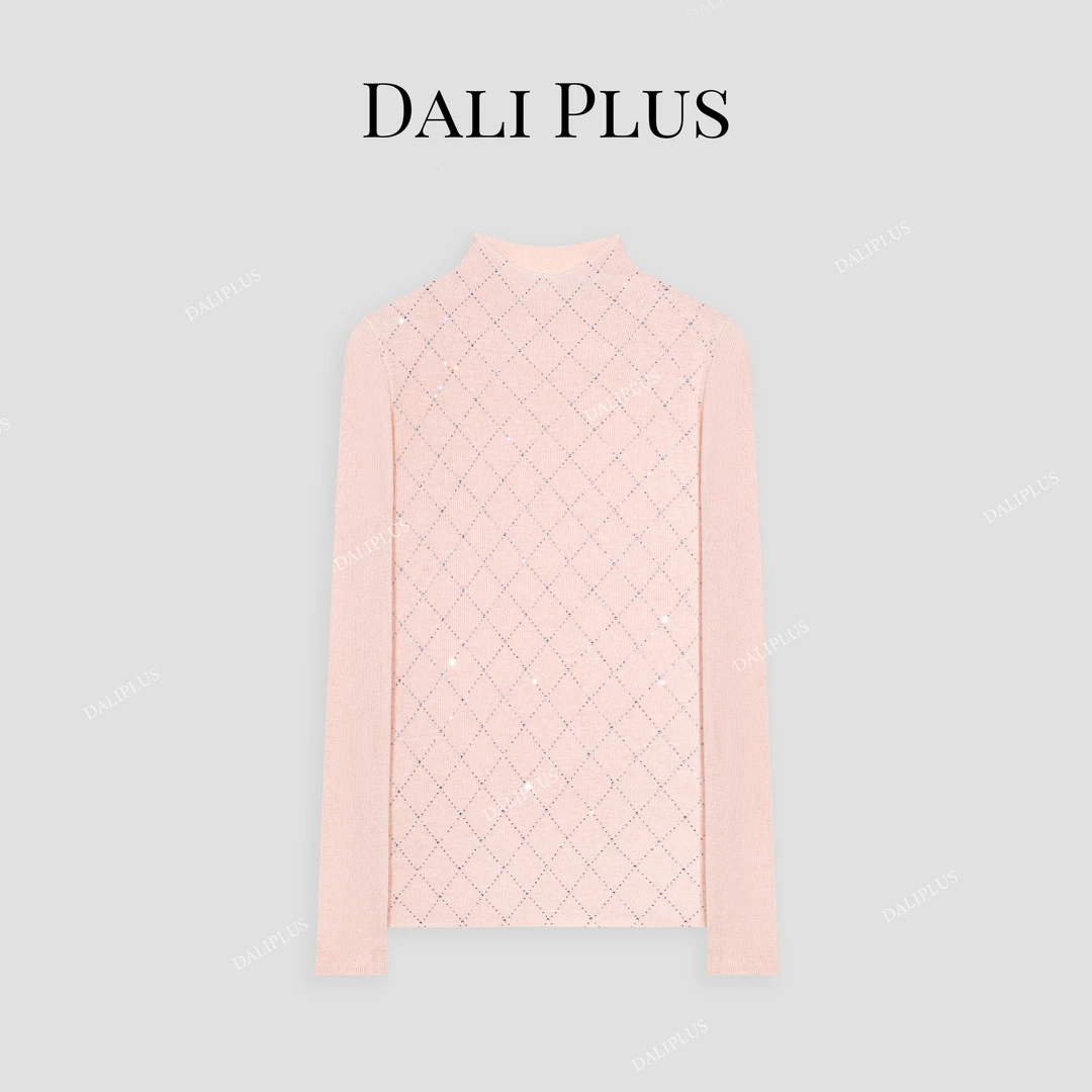 DALI PLUS菱形定位点钻细腻半高领打底长袖羊 毛针织-D4CH0183