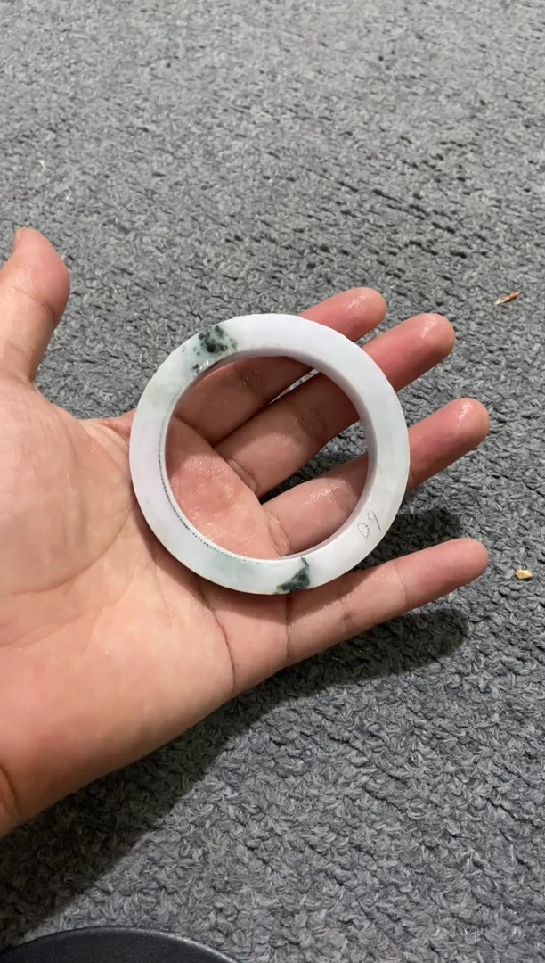 【闪购商品】定制翡翠手镯未镶嵌 天然翡翠手镯毛料定制加工不退换