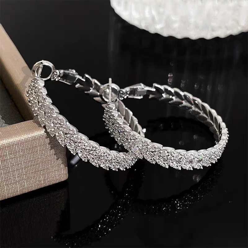 铜合金耳饰 831#时尚百搭耳圈耳环女清冷感气质圈圈