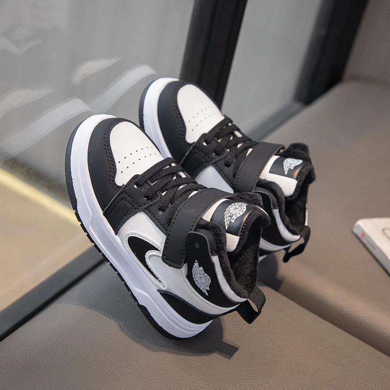 男女童鞋2024新款潮流儿童高帮板鞋中大童轻便百搭时尚休闲运动鞋