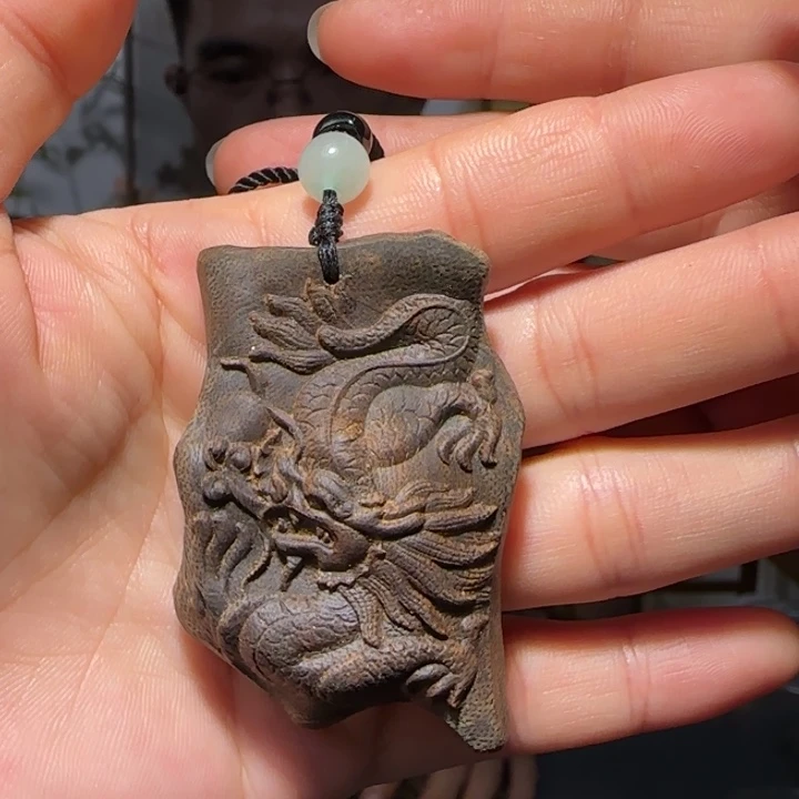 沉香吊坠沉香棋楠包头壳子吊坠9.7克