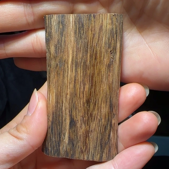 沉香吊坠白露吊坠20.2克