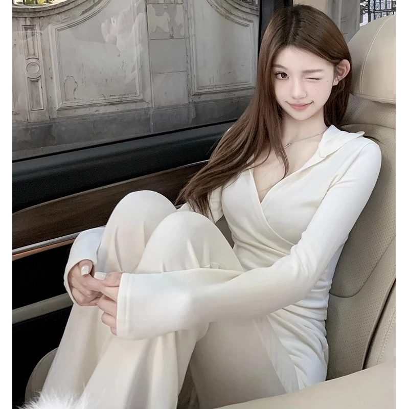 向晚.舒适区高克重黑科技恒温韩女套装