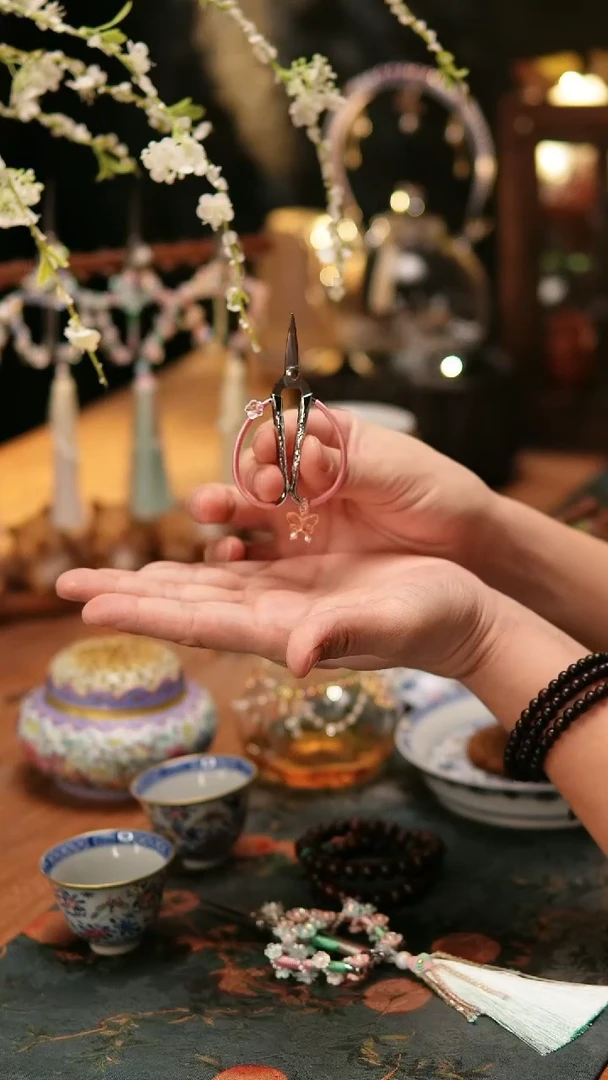 【闪购商品】密胺碟粉线剪刀