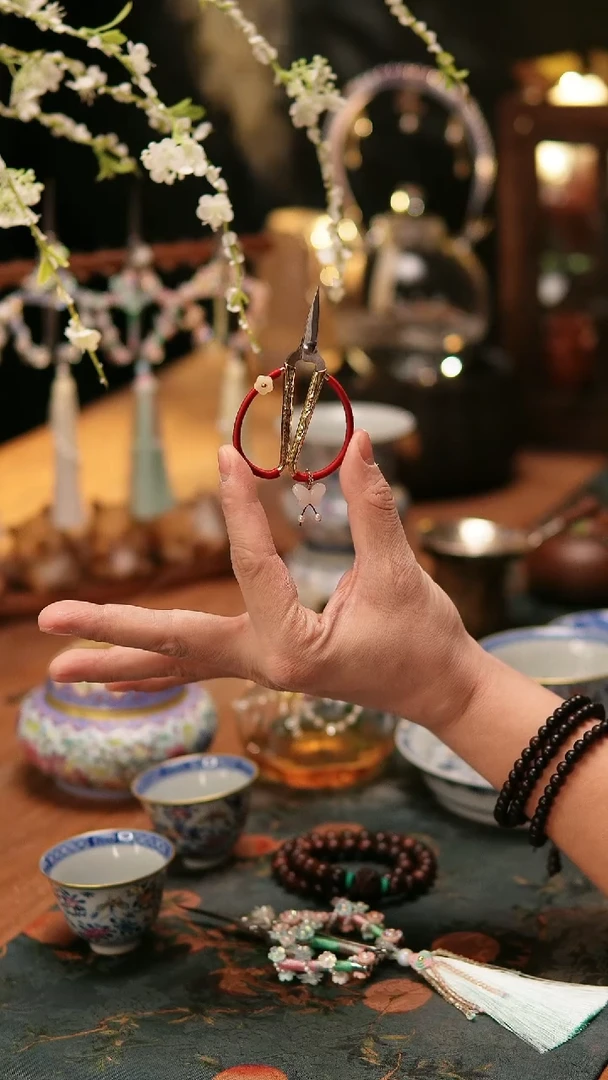 【闪购商品】密胺碟红线剪刀