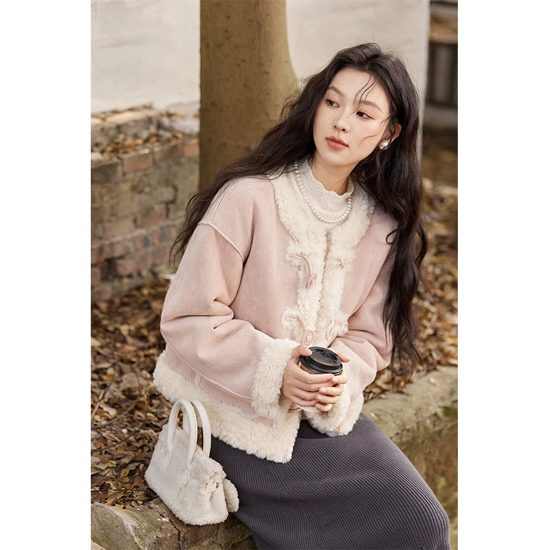 谜秀皮毛一体麂皮绒拼毛毛外套2025秋冬立体显瘦上衣短款复古气质