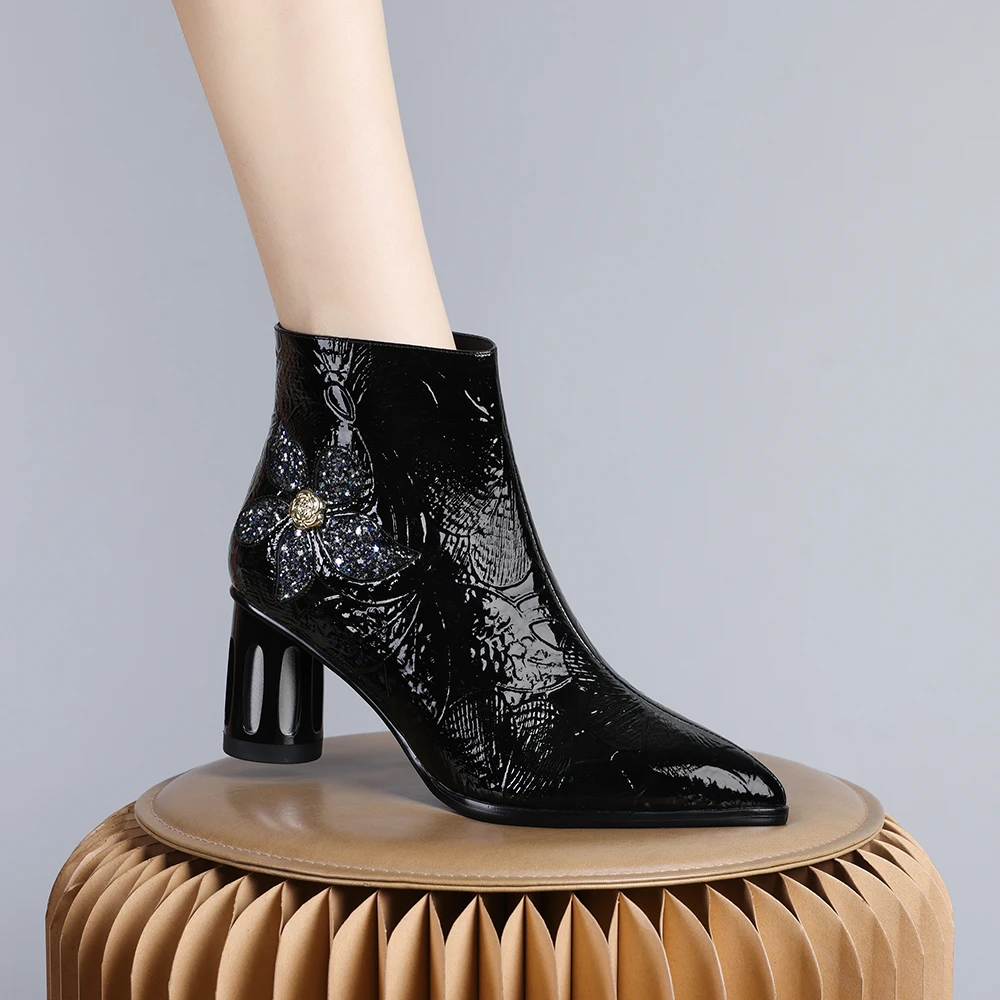 2024年新款欧美黑色中跟短靴秋冬加绒保暖防滑增高软底马丁靴0318