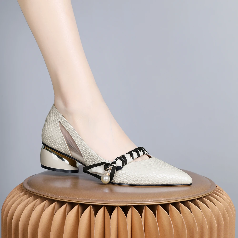 妮彩诗2024年法式包头新款尖头浅口粗跟单鞋女绝美高级感百搭1809
