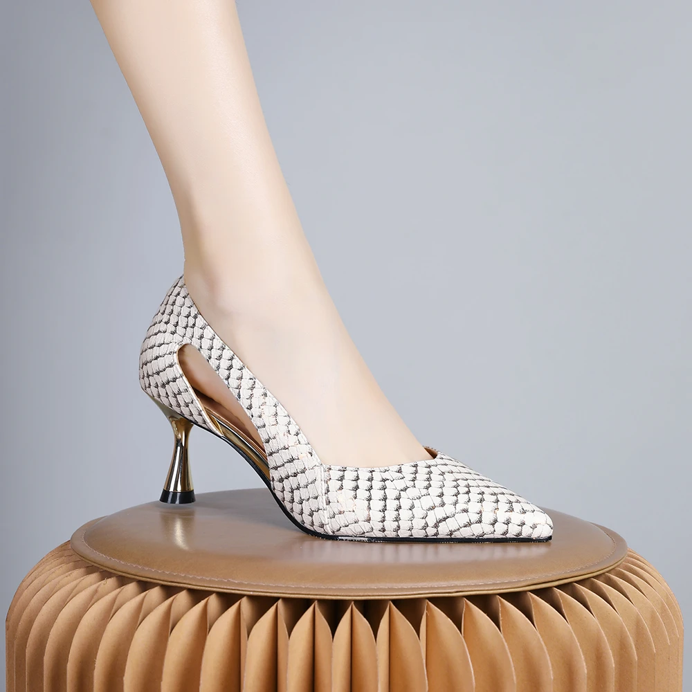 妮彩诗2024年新款欧美气质名媛单鞋温柔舒适低跟不累脚女鞋女2110