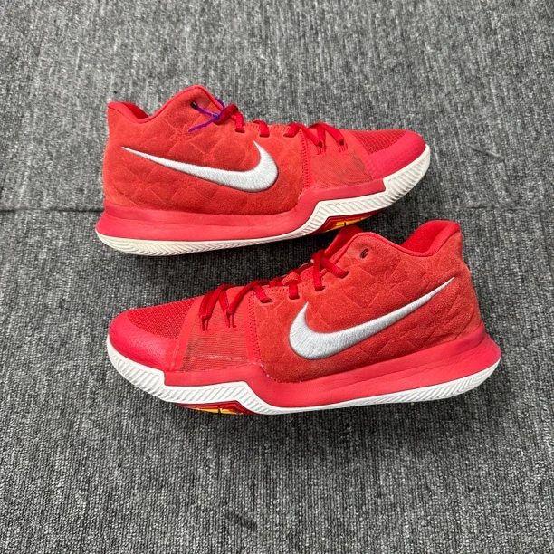 43码 欧文3大红 二手无原盒 篮球鞋市价2899鞋头鞋帮磨损