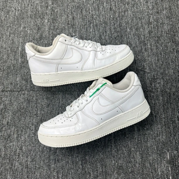 42.5码 af1纯白 二手无原盒 休闲鞋 市价899