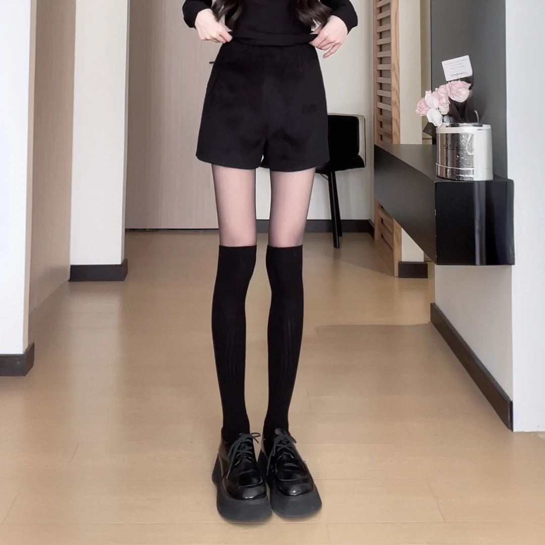 松本丧丧黑色呢子短裤高腰显瘦百搭质感A字阔腿裤子冬款B243V0137