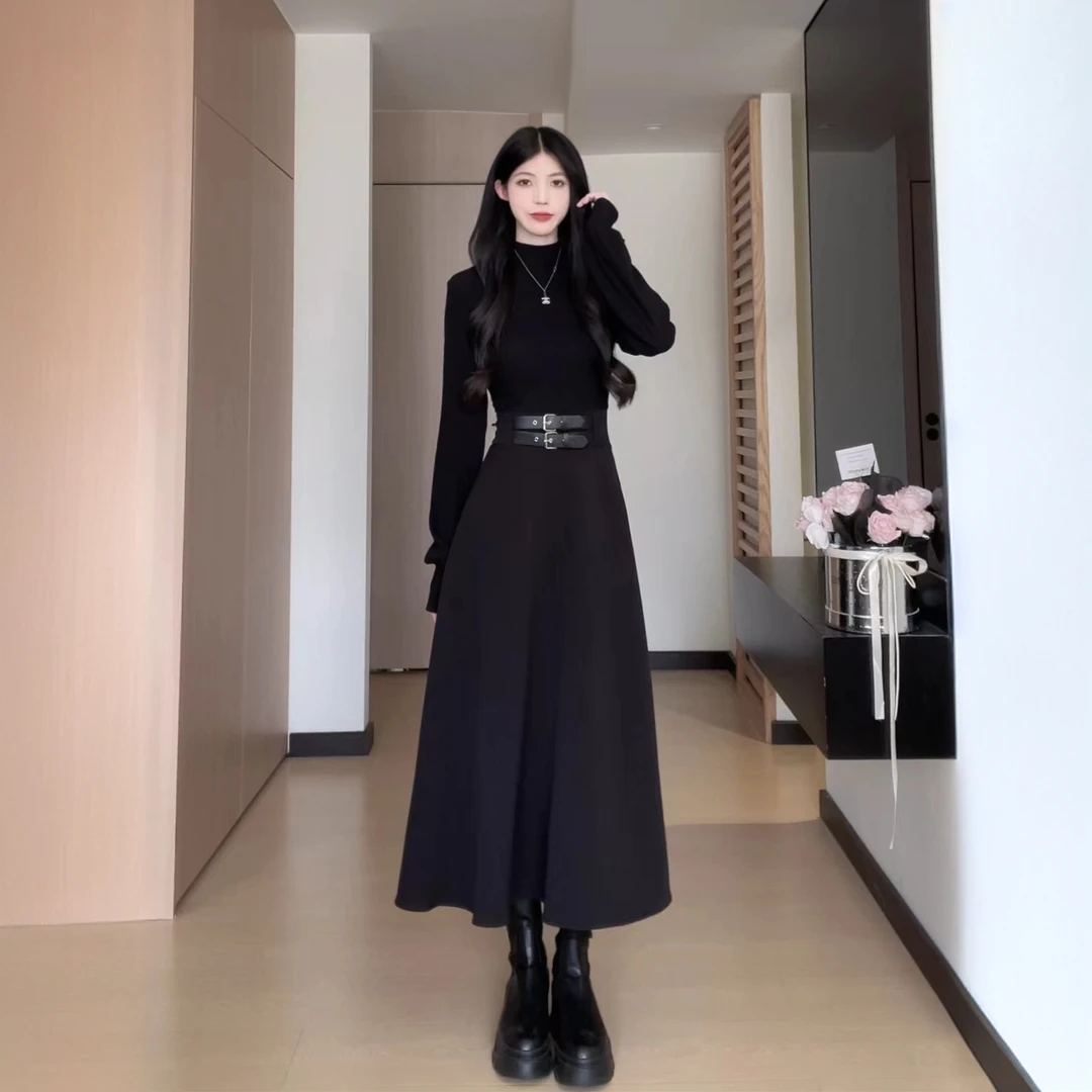 松本丧丧纯色半高领小黑裙秋冬打底温柔显瘦收腰连衣裙B243Q2038
