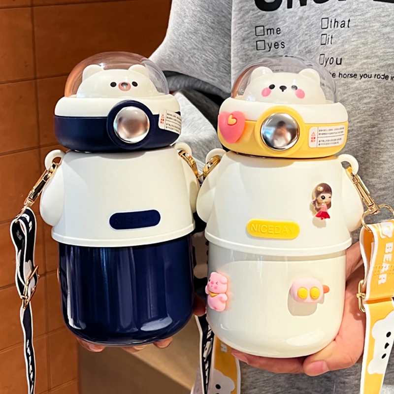 初和宇航熊儿童保温杯男女高颜值316不锈钢小学生斜跨吸管水杯