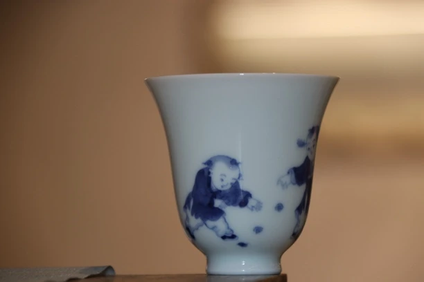 晓芳窑 青花婴戏仰钟杯陶瓷纯手工中式主人杯手绘青瓷全手工柴窑