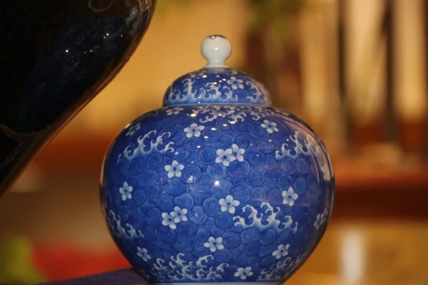 景德镇 歆蕴山房 手绘青花 海浪纹花卉茶叶罐 苹果茶叶罐