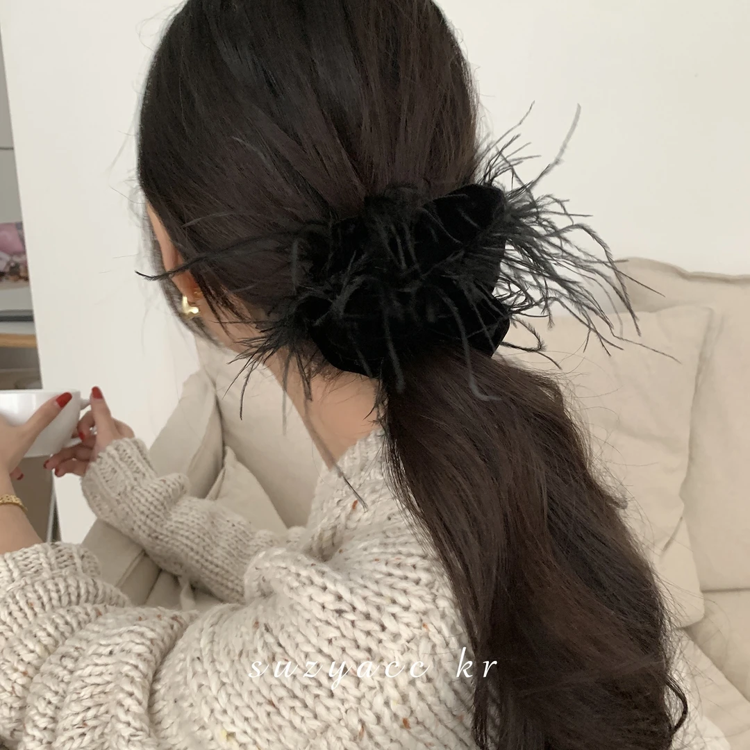 Suzyacc Kr羽毛丝绒发圈气质百搭简约优雅法式冷淡风insF2968