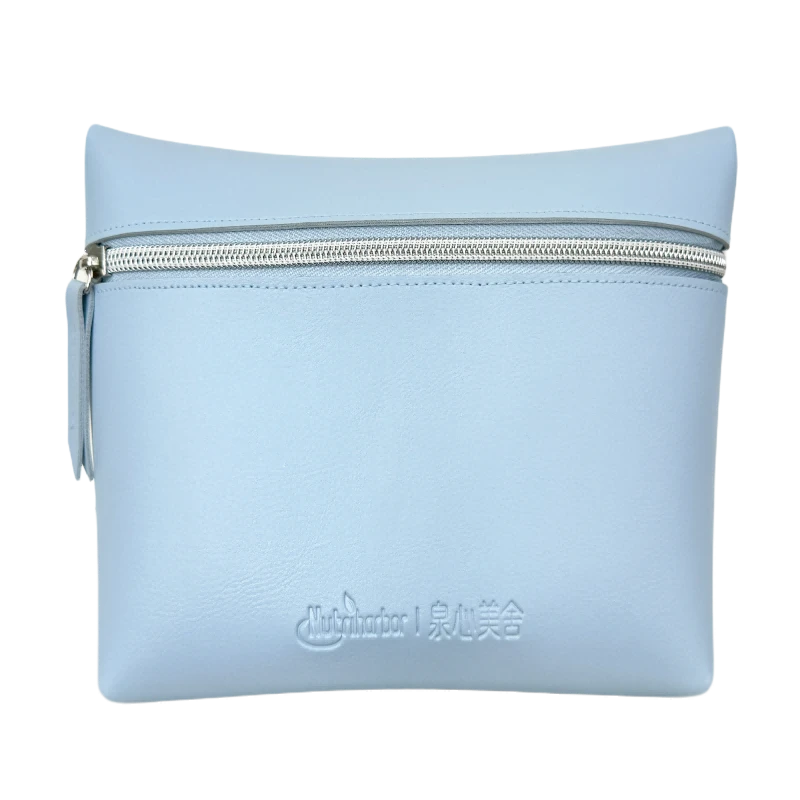 蓝色化妆包