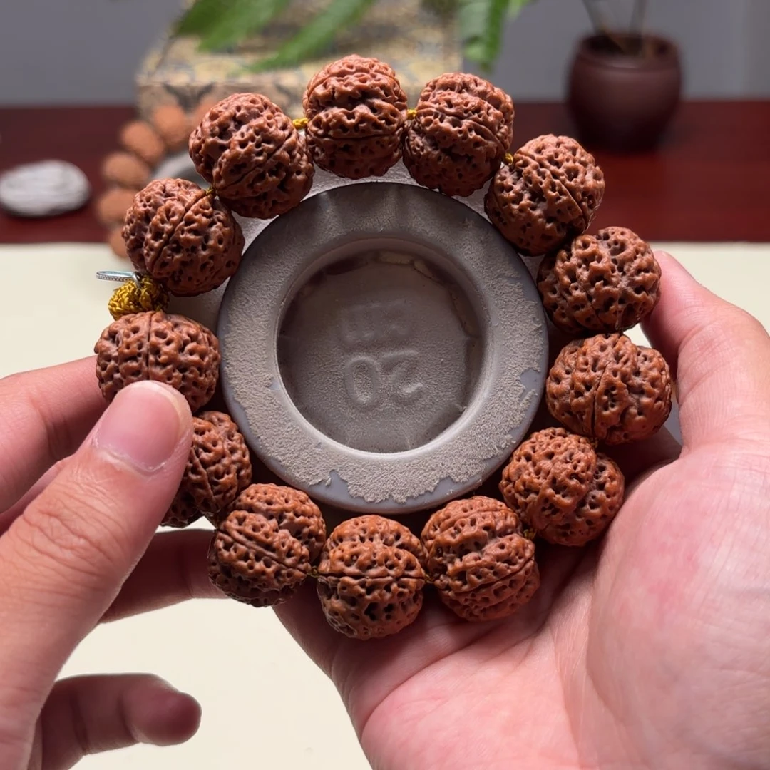 金刚菩提手串蜂王23