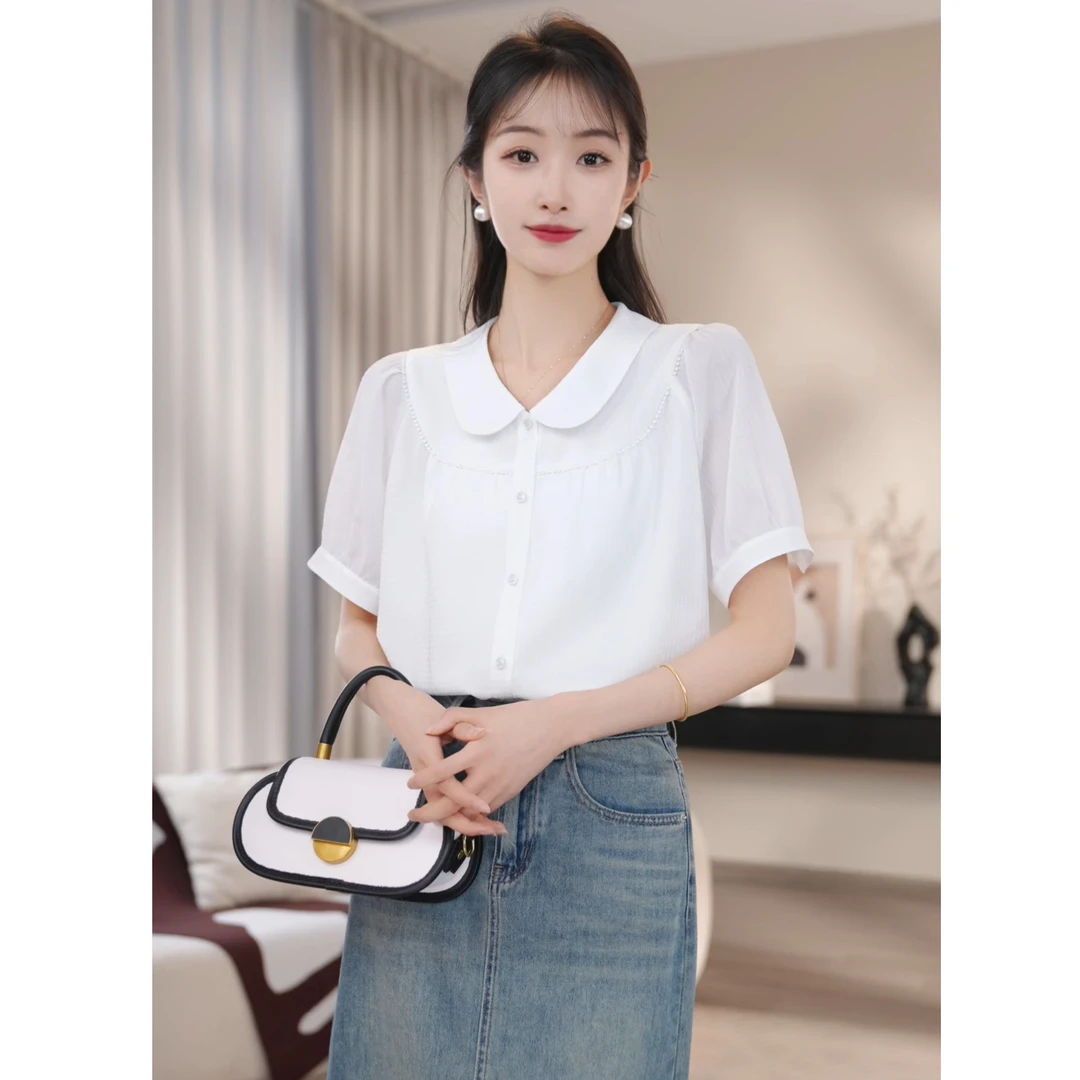 曼贝白色衬衣设计感夏季新款娃娃领遮肉减龄洋气上衣8492006A佳莹