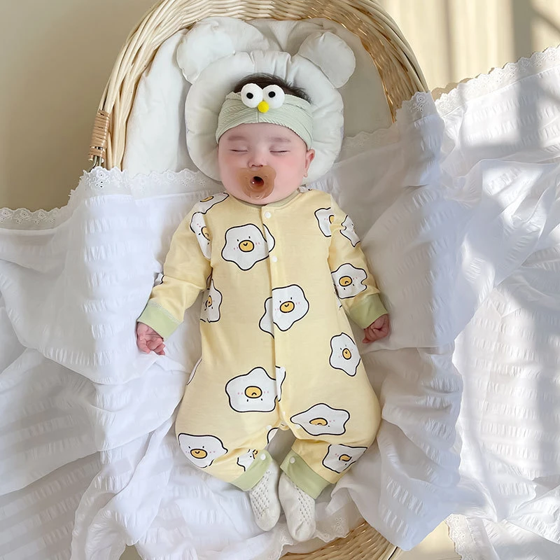 婴儿连体衣春秋棉男女宝宝哈衣爬服无骨新生超萌开裆