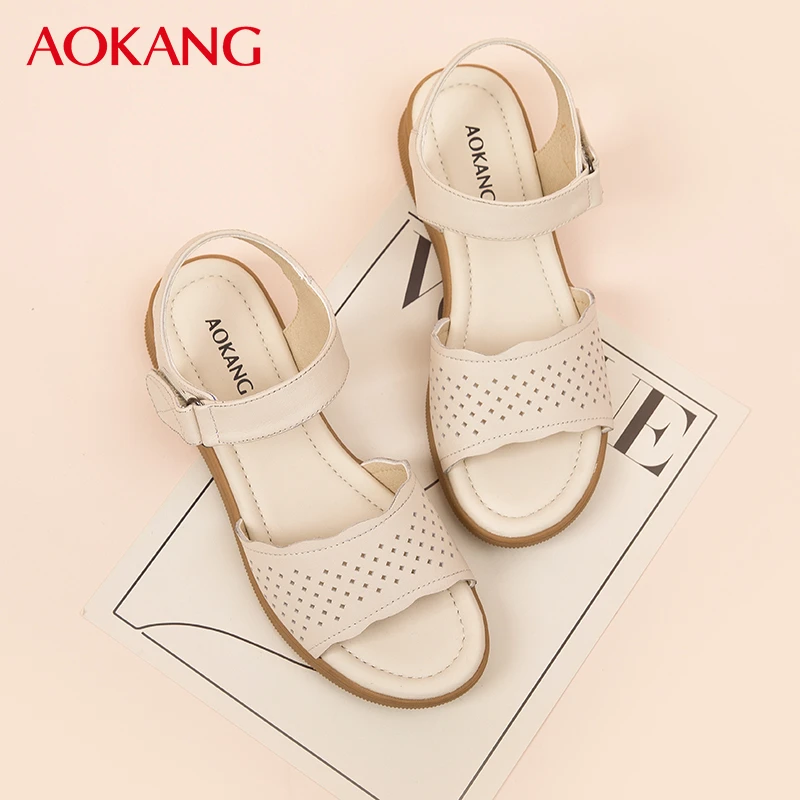 Aokang/奥康女鞋夏季新款镂空舒适凉鞋时尚真皮软底防滑妈妈鞋女