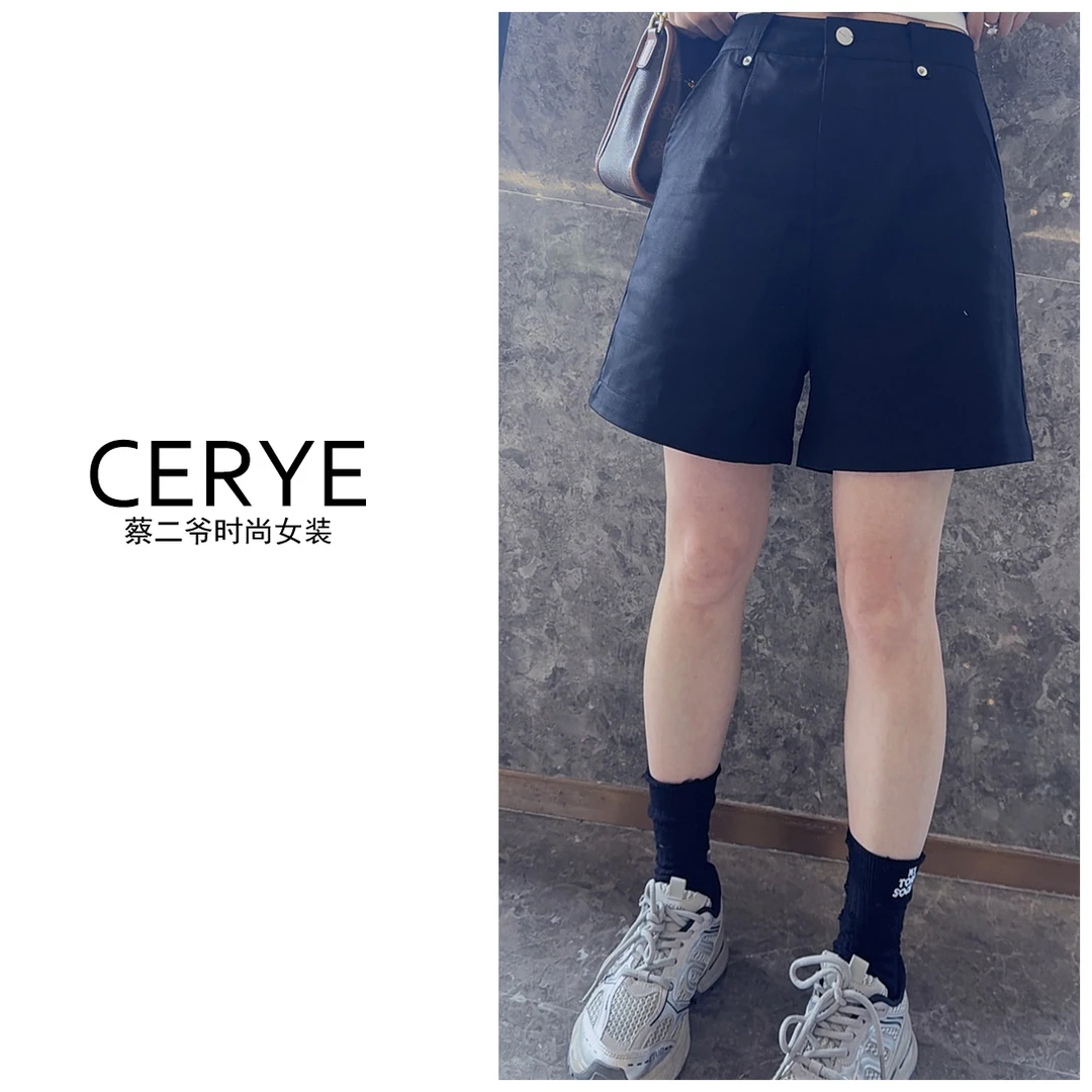 CERYE夏季显瘦光板西装黑短裤
