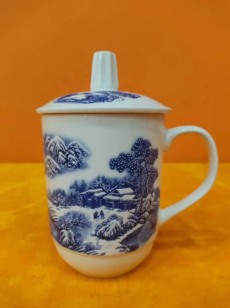 摆件D34当代景德镇制青花杯（代拍链接，所见即所得）