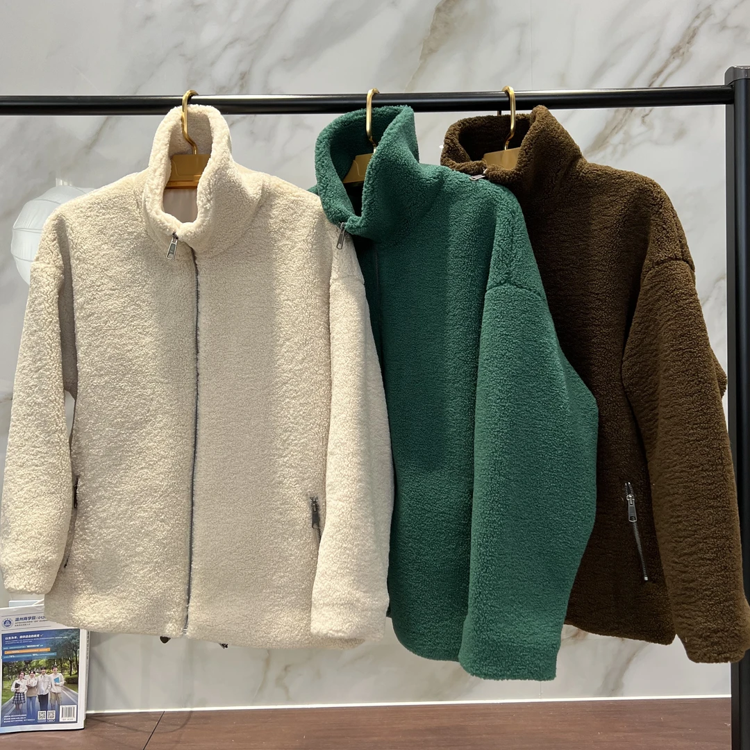 P893 加厚颗粒绒外套防风防静电柔软宽松立领加绒保暖外套