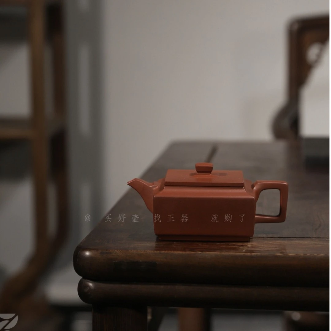 李晓     红皮龙留香    全手工制作紫砂壶   230cc