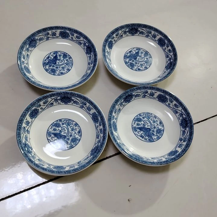 摆件陶瓷盘子碗啥都有