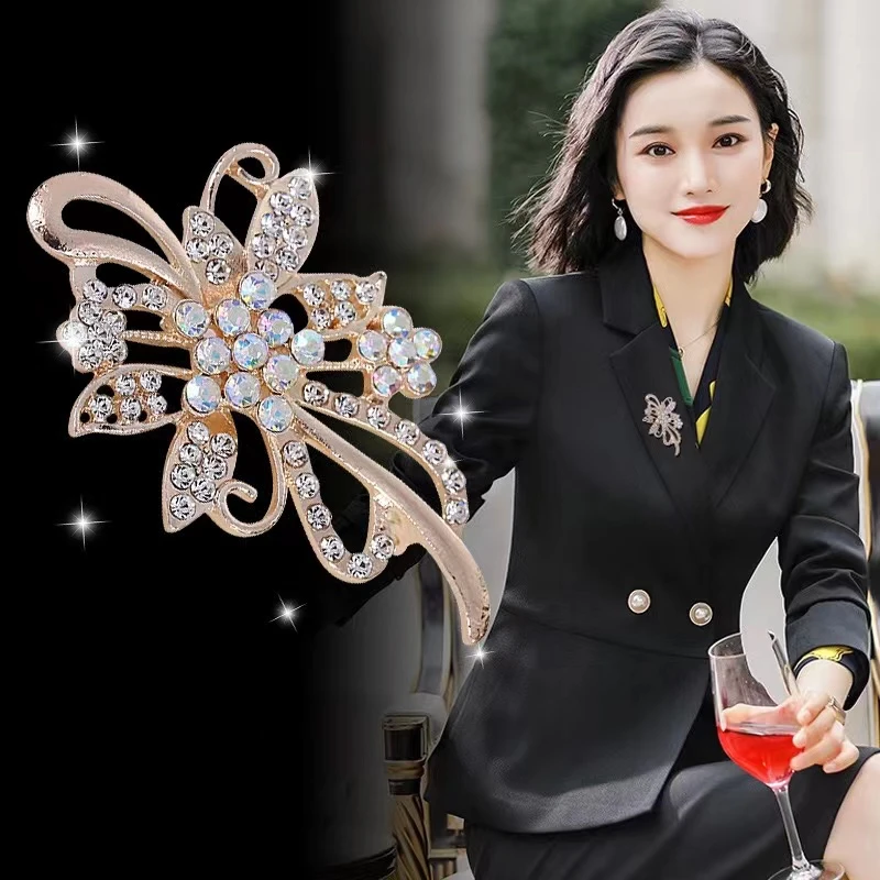 网红蓝色西装胸花满钻别针饰品胸针女高档精致别针扣服装配饰女士