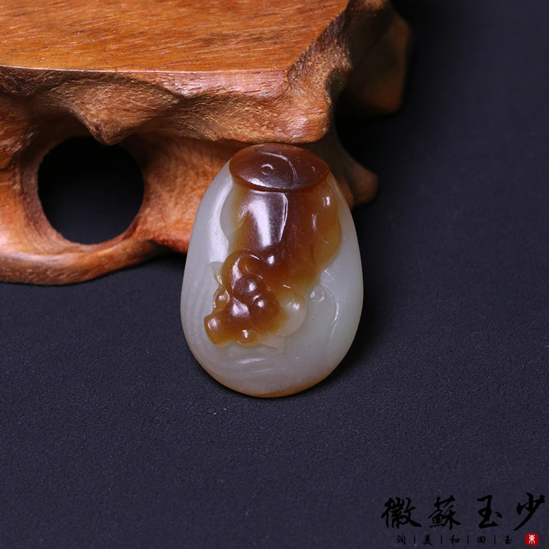 徽苏玉少 新疆和田玉 且末糖白玉扭转乾坤生肖牛吊坠10g