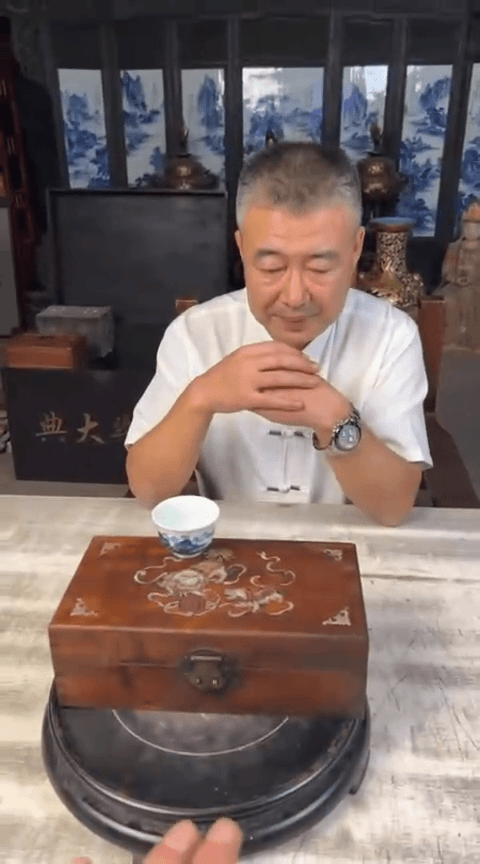 【闪购商品】陶瓷杯s3山水杯+赏器带盒