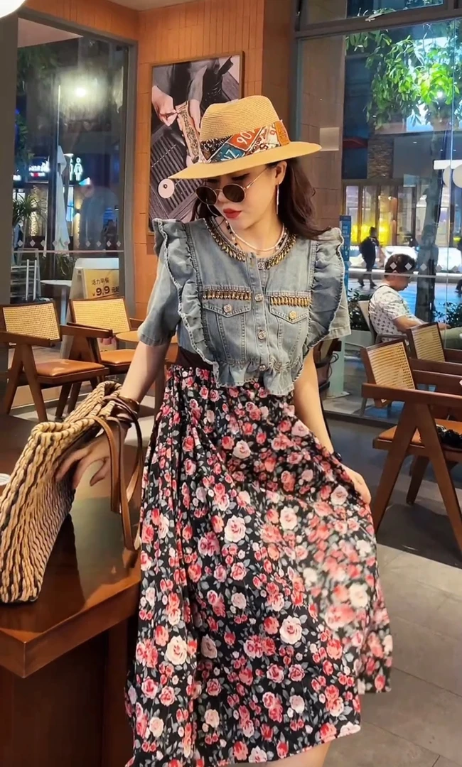 k5008 CC推荐 高级感甜美牛仔拼接碎花连衣裙