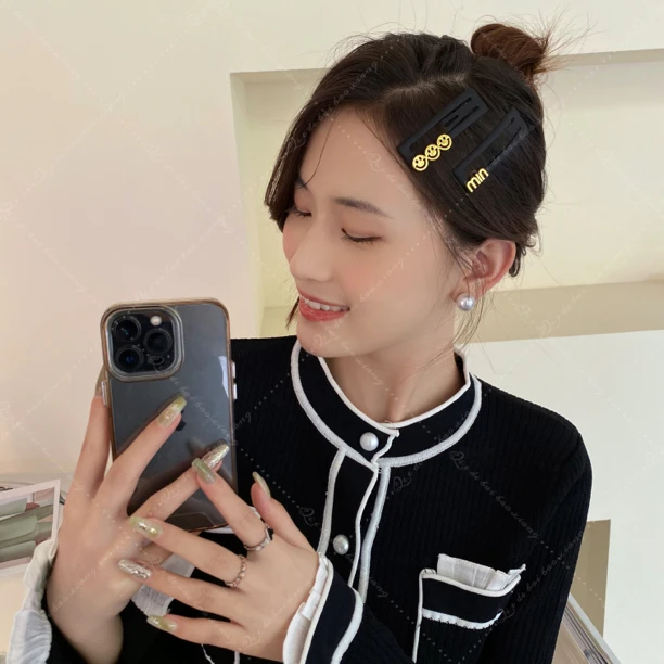 锌合金发饰 新款 气质字母 黑金配色 精致网红刘海碎发夹发卡侧O