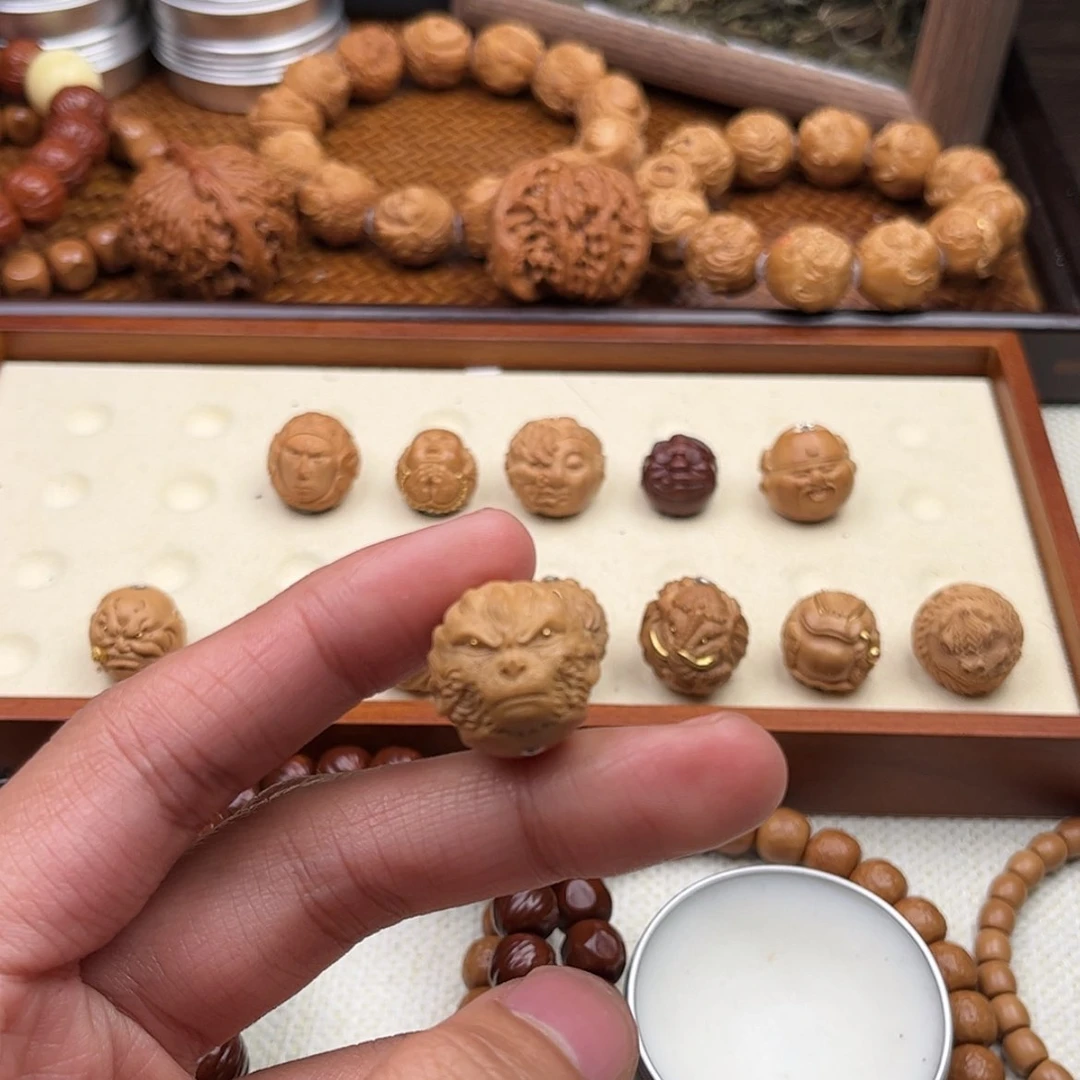 【闪购商品】猴头核桃吊坠555