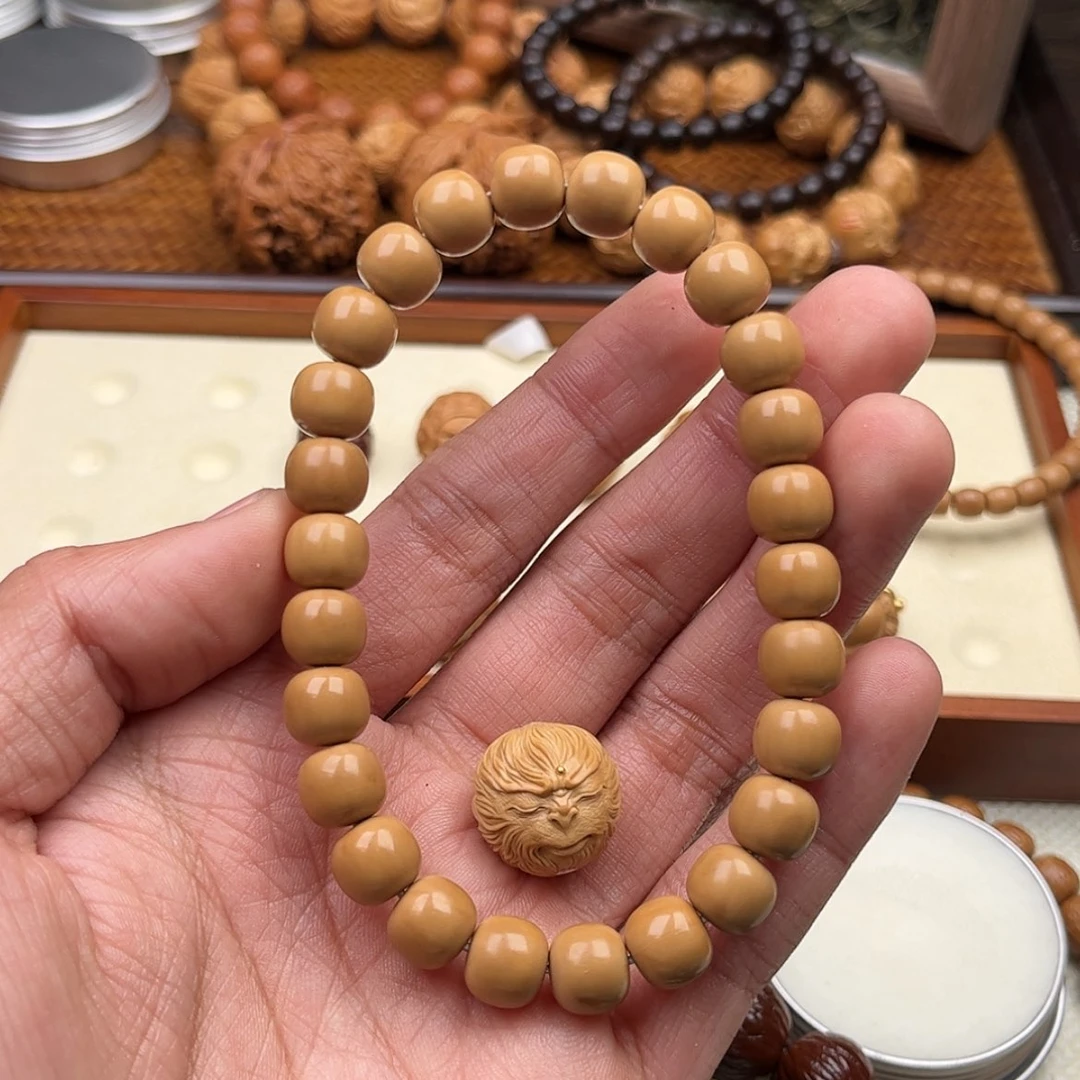 【闪购商品】猴头核桃吊坠555