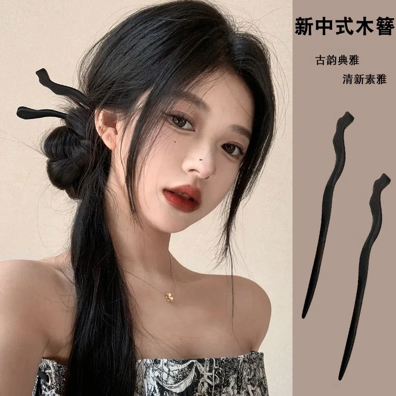 新中式发簪2024新款高端簪子女古风高级感发钗日常通勤马面裙头饰