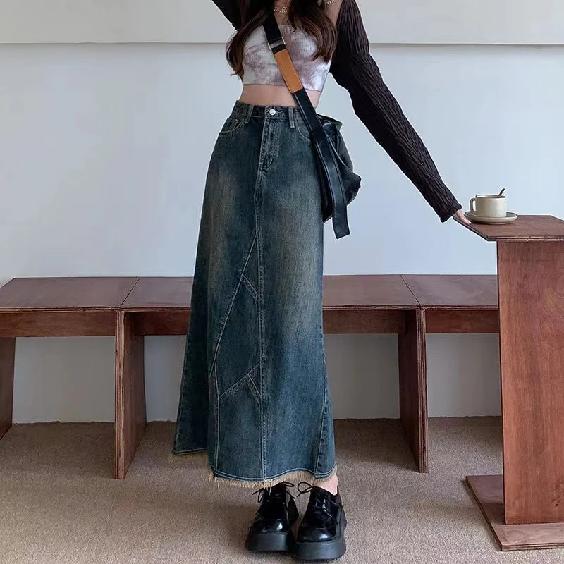后开叉高腰显瘦牛仔半身裙女2024夏季新款毛边设计感小众包臂裙女
