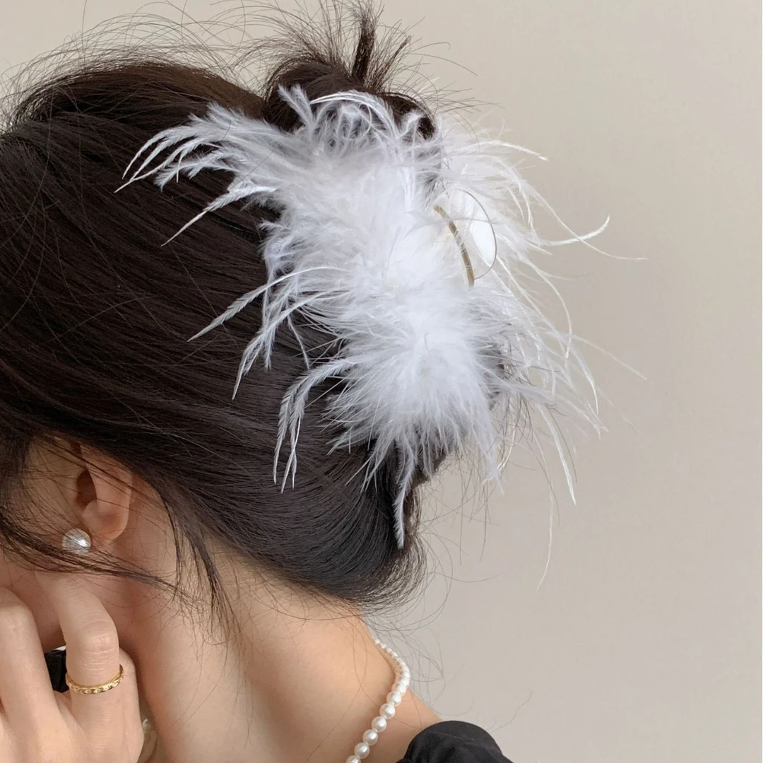 鲨鱼夹ins风羽毛抓夹高级感鸵鸟毛发夹后脑勺毛毛发抓超仙头饰