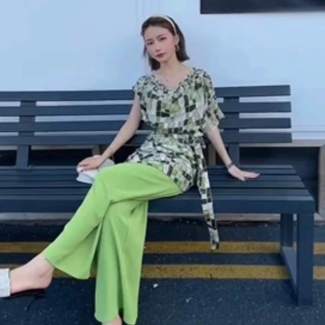 一字肩彩绘设计不规则系带上衣+9分收腰阔腿裤60365