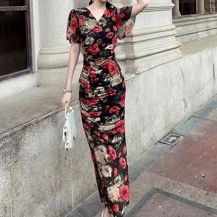 法式女人味V领玫瑰花印花减龄褶皱显瘦气质包臀开叉连衣裙60802