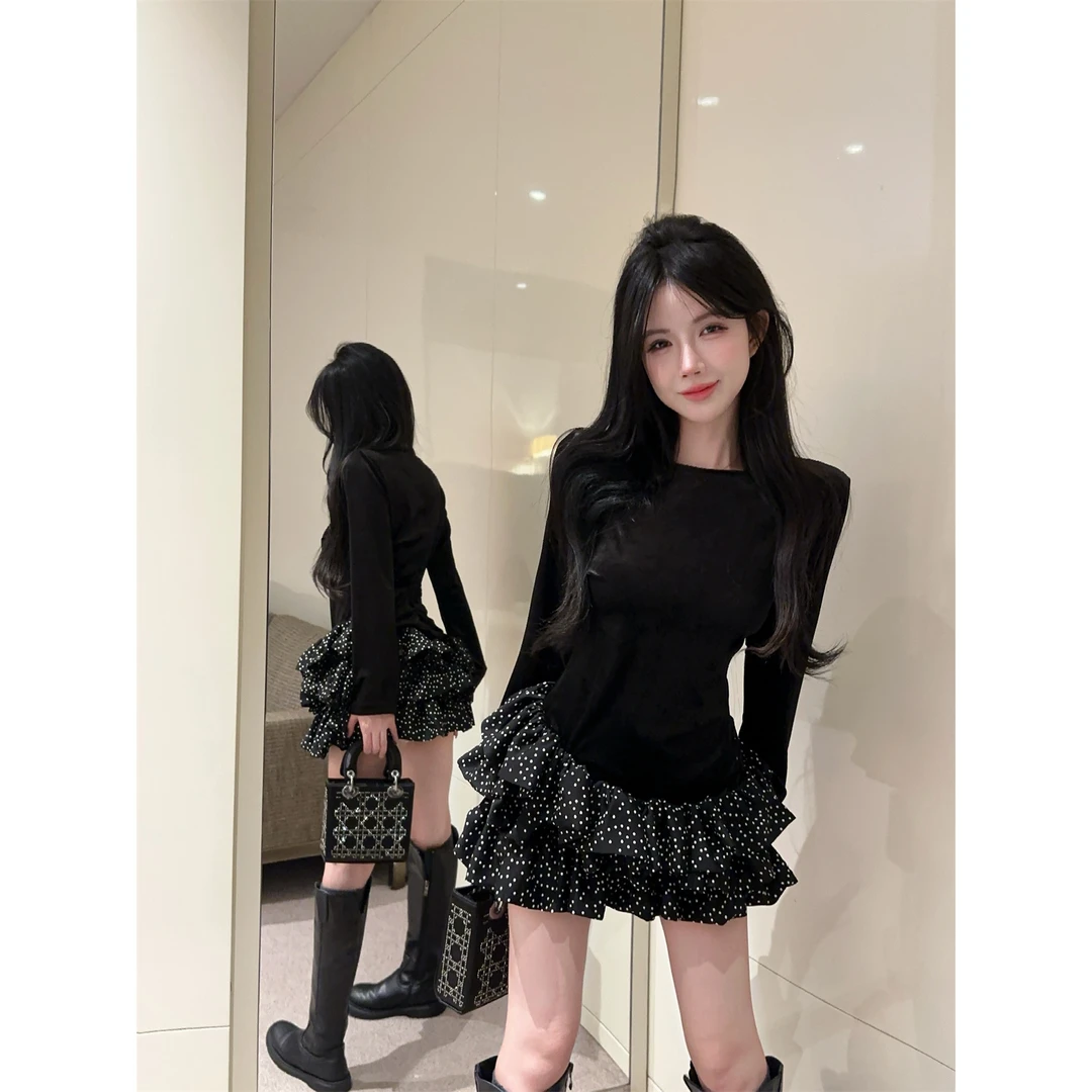 2025秋季小个子新款甜美气质复古丝绒拼接层叠显瘦荷叶边蛋糕裙