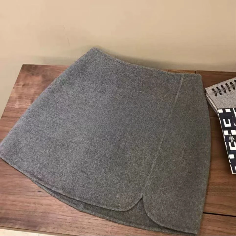 大码时尚气质高腰开叉包臀半身裙小众简约通勤风设计感A字短裙子