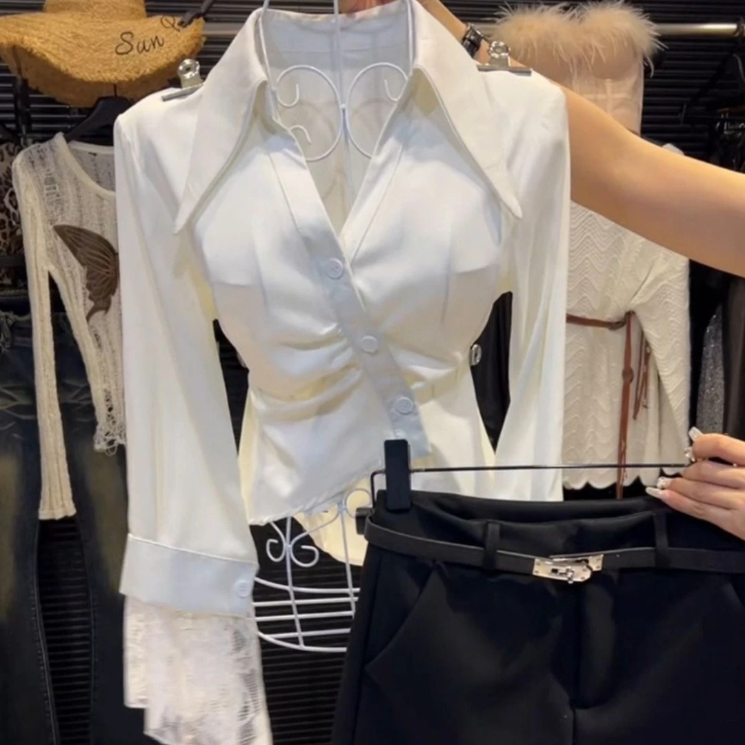 气质蕾丝拼接翻领长袖衬衫女2025秋季新款高级感收腰显瘦别致衬衣