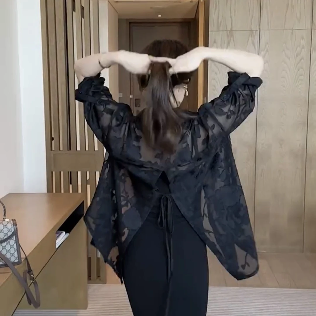 女装外披春夏2025新款今年流行时尚轻薄透气休闲洋气质防晒服外套