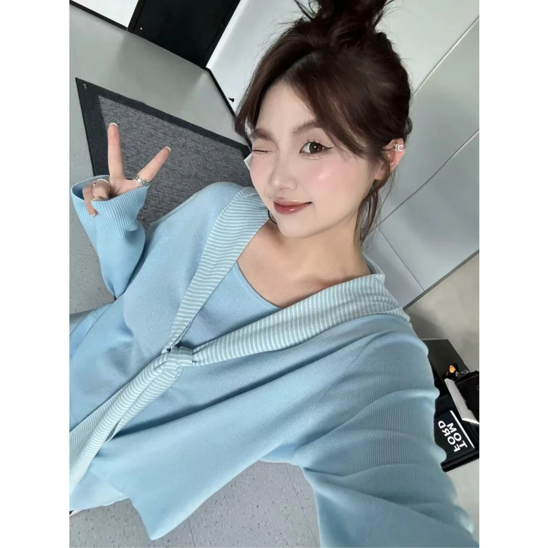 晶咕【生命力-上衣】假两件大圆领拼接条纹连帽披肩针织上衣